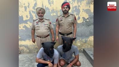 ਪੁਲਿਸ ਆਰੋਪੀਆਂ ਬਾਰੇ ਜਾਣਕਾਰੀ ਦਿੰਦੀ ਹੋਈ 