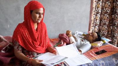  ਪਤੀ ਦੀ ਬਿਮਾਰੀ ਬਾਰੇ ਜਾਣਕਾਰੀ ਦਿੰਦੀ ਹੋਈ ਪਤਨੀ ਕੁਲਵੰਤ ਕੌਰ