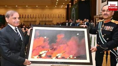 Munir presented fake photo to PM Sharif: Pakistan mocked again by Munir's actions