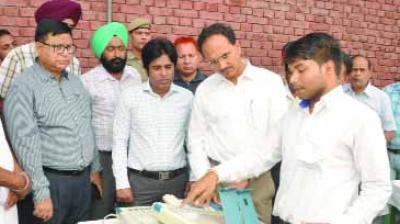 Verifying Voting Machine