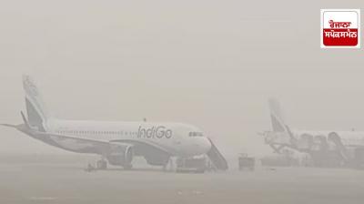 Over 100 flights delayed at Delhi airport due to bad weather