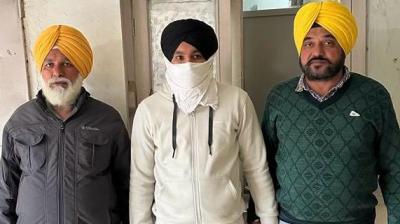 Caught taking a bribe of 10000 rupees by the Vigilance Bureau