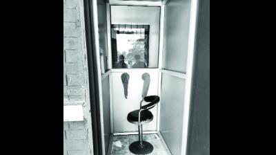 ਢਕੌਲੀ ਹੈਲਥ ਸੈਂਟਰ ਵਿਖੇ ਕੋਰੋਨਾ ਨਮੂਨੇ ਲੈਣ ਲਈ ਤਿਆਰ ਕੀਤਾ ਗਿਆ ਵਿਸ਼ੇਸ਼ ਬੂਥ।