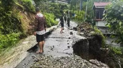 ਜ਼ਮੀਨ ਖਿਸਕਣ ਦੀ ਤਸਵੀਰ 