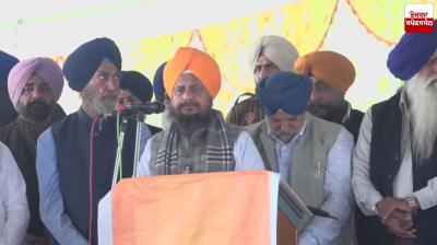 Gurdwara lands are being sold at the behest of Sukhbir Badal: Giani Harpreet Singh
