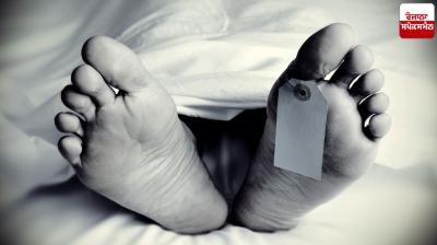 Ghaziabad Girl Died in Washroom News in punjabi 