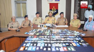 Amritsar Police traces 219 lost mobile phones of people