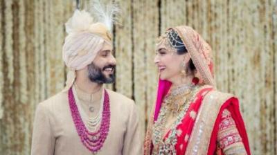 Sonam Kapoor And Anand