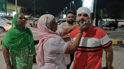 ਮਾਪੇ ਪੁੱਤ ਨੂੰ ਦੇਖ ਹੋਏ ਭਾਵੁਕ