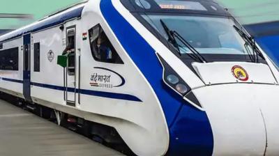 Stones pelted on Vande Bharat train