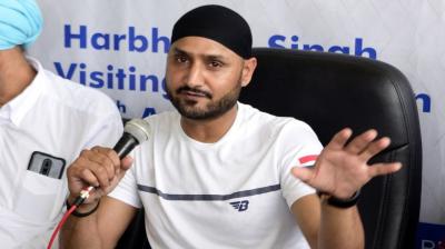  Harbhajan Singh 