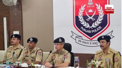 ਫੀਲਡ ਦੌਰੇ ਦੇ ਦੂਜੇ ਦਿਨ DGP ਪੰਜਾਬ ਵੱਲੋਂ ਫਿਰੋਜ਼ਪੁਰ, ਫਰੀਦਕੋਟ, ਬਠਿੰਡਾ ਅਤੇ ਪਟਿਆਲਾ ਰੇਂਜ 'ਚ ਕਾਨੂੰਨ-ਵਿਵਸਥਾ ਸਥਿਤੀ ਦੀ ਸਮੀਖਿਆ