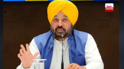 CM Mann narrated an interesting story from his college days.