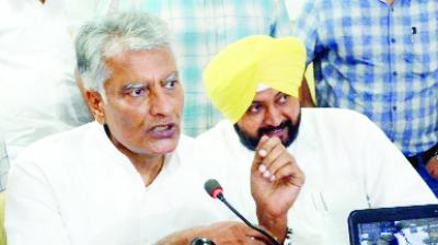 Sunil Jakhar addressing the Press Conference