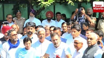 MLA Balwinder Singh Dhaliwal met the family of late Y. Puran Kumar