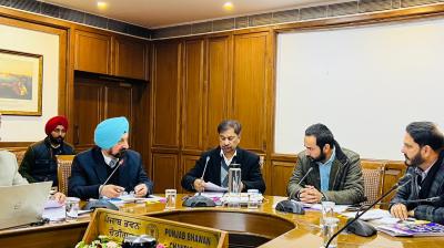 The sports minister held a marathon discussion with the committee of experts on the draft of the new sports policy