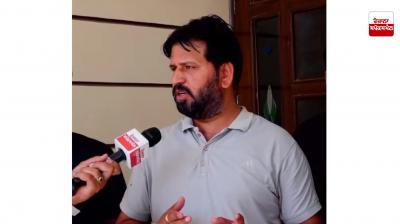 ਆਮ ਆਦਮੀ ਪਾਰਟੀ ਦੇ ਨੇਤਾ ਦਵਿੰਦਰ ਸੈਣੀ 