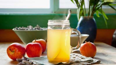 Benefits of Drinking Apple Tea