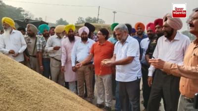 ਕੈਬਨਿਟ ਮੰਤਰੀ, ਲਾਲ ਚੰਦ ਕਟਾਰੂਚੱਕ ਵਲੋਂ ਗੁਰਦਾਸਪੁਰ ਦਾਣਾ ਮੰਡੀ ਵਿਖੇ ਝੋਨੇ ਦੇ ਖਰੀਦ ਪ੍ਰਬੰਧਾਂ ਦਾ ਲਿਆ ਗਿਆ ਜਾਇਜ਼ਾ