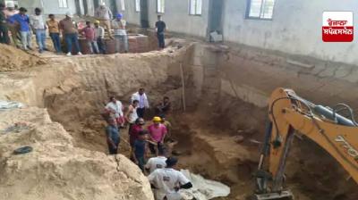 5workers died after soil caves