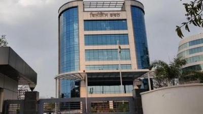 VIGILANCE BUREAU REGISTERS CASE AGAINST NAIB TEHSILDAR'S READER FOR DEMANDING RS 50,000 BRIBE