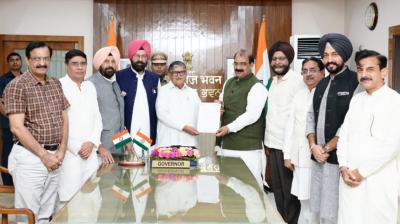 Punjab BJP delegation meets Punjab Governor