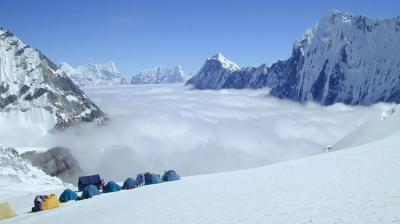  Nepal 7 climbers die News