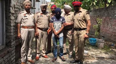 Police arrested gangster Dicky Gill