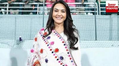Preity Zinta donates Rs 1 crore news in punjabi 
