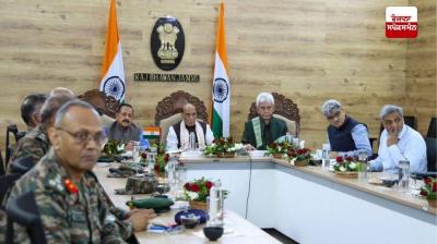 ਰਾਜਨਾਥ ਸਿੰਘ ਨੇ ਕਿਸ਼ਤਵਾੜ ਦੇ ਬੱਦਲ ਫਟਣ ਦੀ ਸਥਿਤੀ ਦਾ ਜਾਇਜ਼ਾ ਲਿਆ, ਬਚਾਅ ਯਤਨਾਂ ਦੀ ਕੀਤੀ ਸ਼ਲਾਘਾ