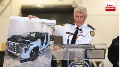  ਟੋਰਾਂਟੋ ਦਾ ਪੁਲਿਸ ਅਧਿਕਾਰੀ ਜਾਣਕਾਰੀ ਦਿੰਦੇ ਹੋਏ  