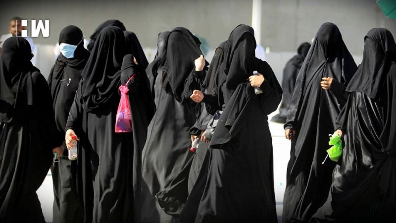 saudi arabia women now can travel without male guardian