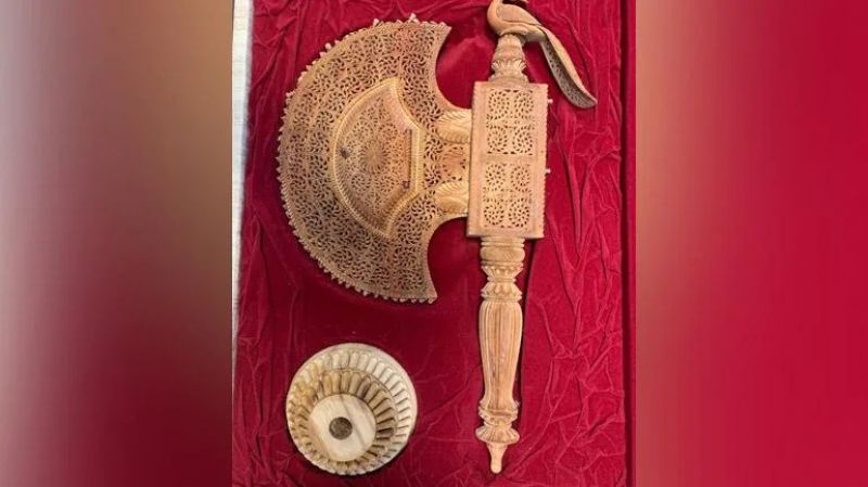 PM Narendra Modi gifts 'Krishna Pankhi' to his Japanese counterpart Fumio Kishida