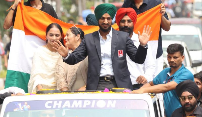 Cricketer Arshdeep Singh reached Chandigarh University news Cricketer Arshdeep Singh reached Chandigarh University news