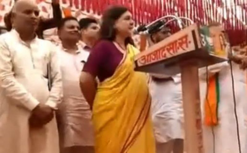Maneka Gandhi during poll meet 