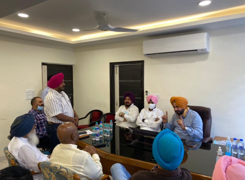 Navjot Sidhu's meeting with Dalit leadership