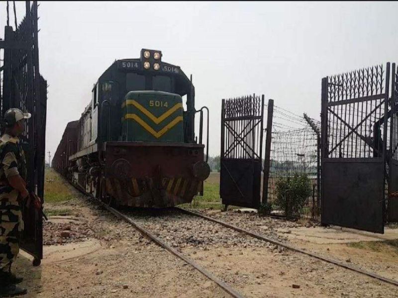 Lahore-Wagah train