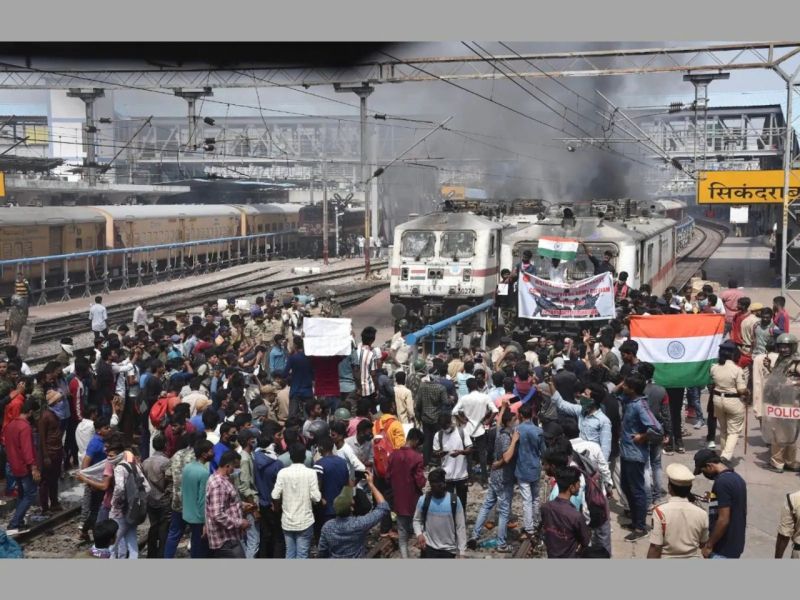 Agneepath protest: Operation of 200 trains affected so far, 35 trains cancelled