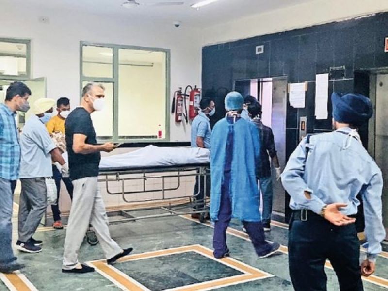 Milkha Singh In Hospital 