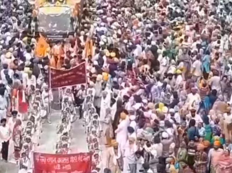 International Nagar Kirtan proceeds for onward journey from Golden Temple