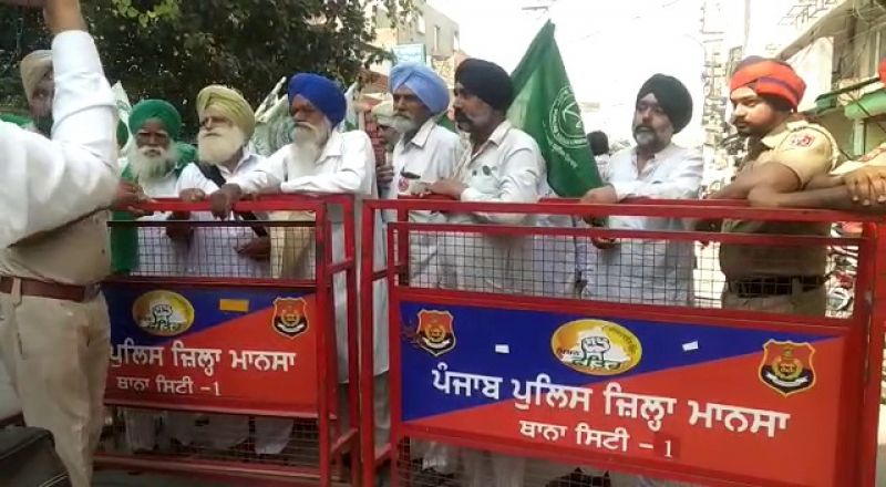 farmers protest in mansa 