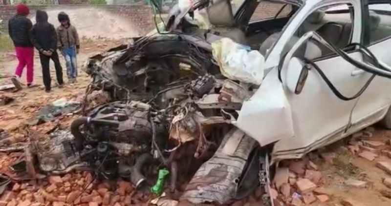 5 killed in Gurugram crash, speeding car collides with bricks