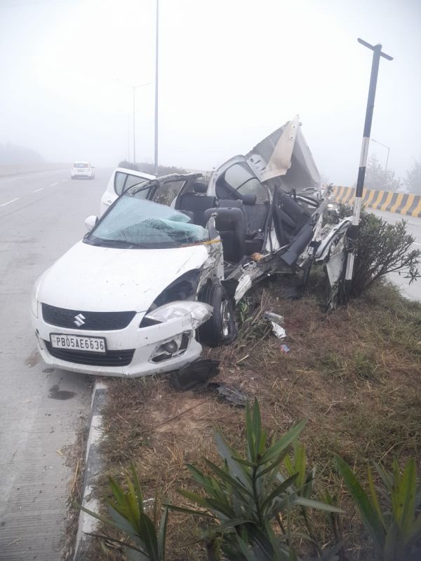 4 youths returning from Sri Darbar Sahib died in a road accident