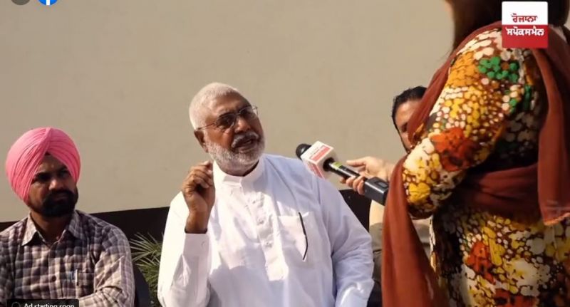  Spokesman di Sath at village Tehna 