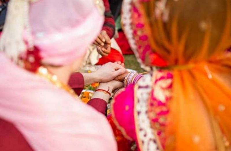 bride did not like groom and take suicide big step