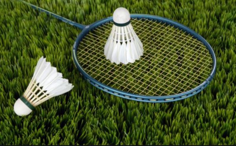 Badminton