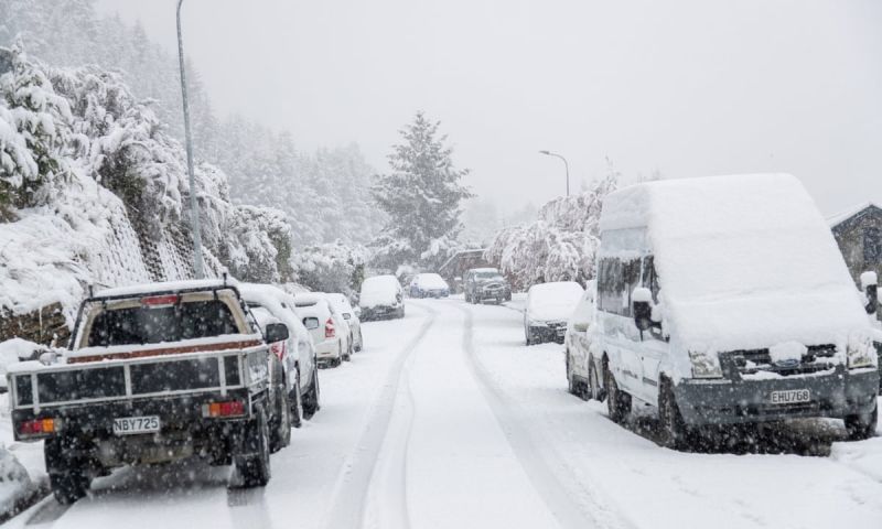 Heavy snowfall in New Zealand after 55 years