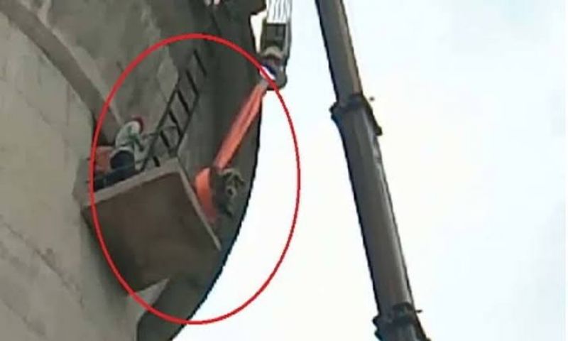 Bull climbs 200 ft high water tank