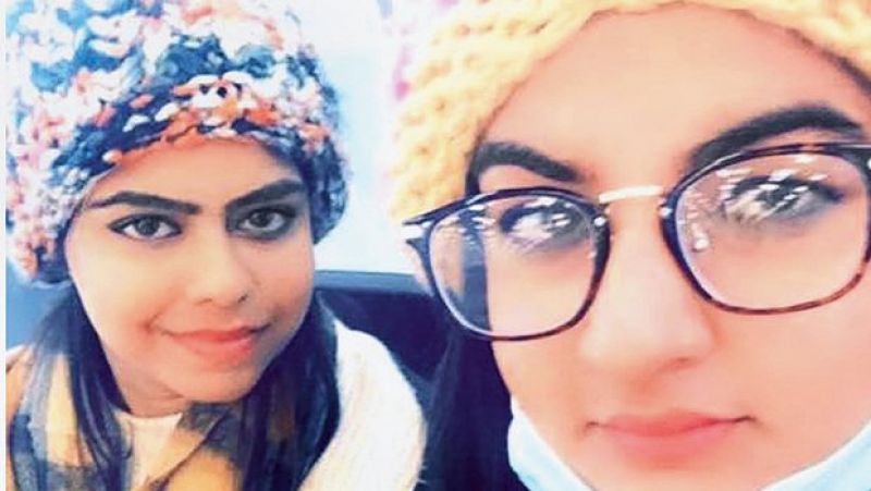 Manjot with her friend Samreen