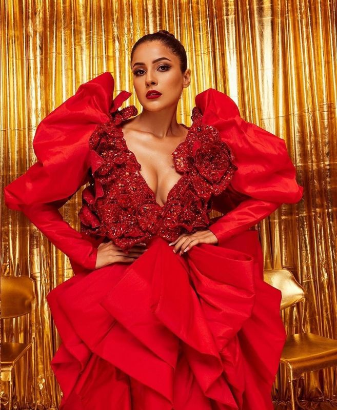 Shehnaaz Gill spreads her magic at Jio World Plaza Ramp Shehnaaz Gill spreads her magic at Jio World Plaza Ramp